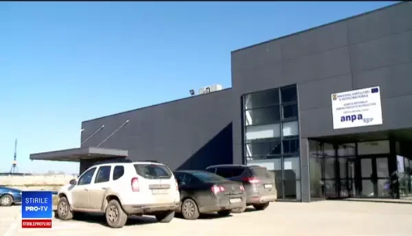 5 milioane de euro risipiți la Tulcea pe Bursa de Pește. Pescari: Ne scad prețurile acolo