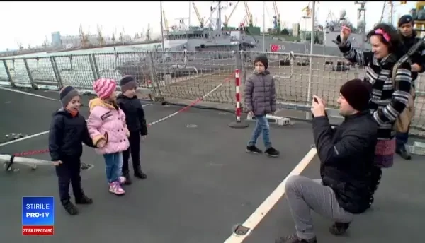 Patru nave de luptă NATO britanice și turcești se află în Portul Constanța