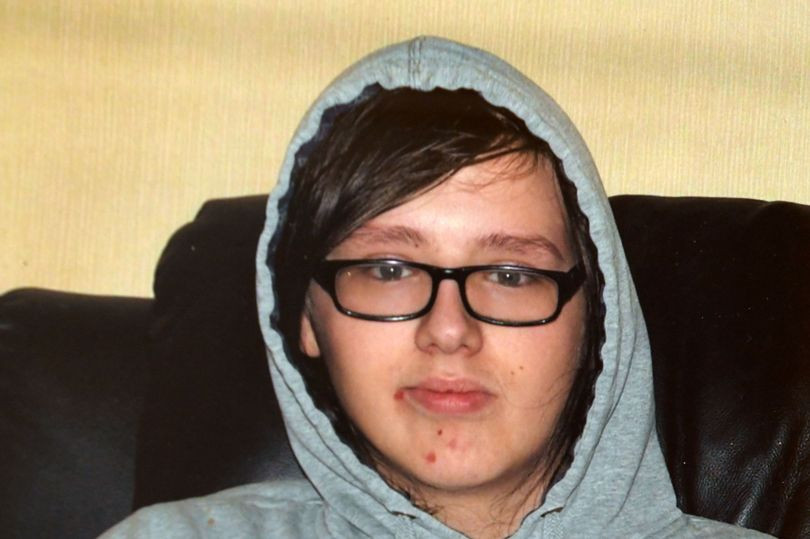 Tânăr de 17 ani găsit mort, după ce medicii l-au trimis să se trateze acasă