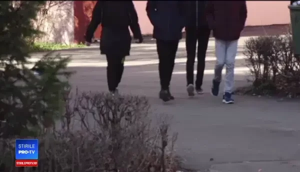 Droguri extrem de periculoase, aduse la noi din China. Nu se ştie ce efecte pot avea