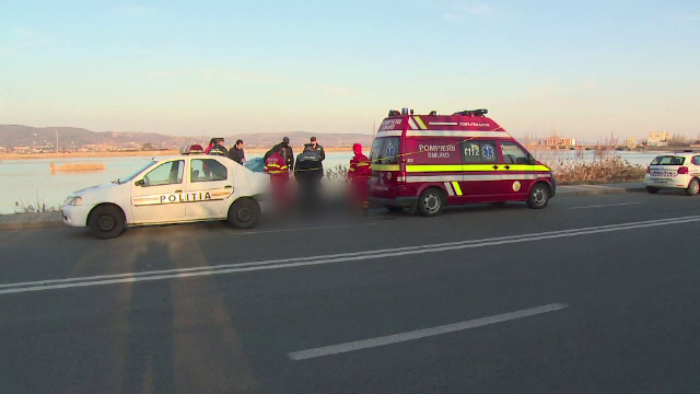 Trupul unei femei, găsit în apele Argesului. Cum au reuşit anchetatorii să o identifice