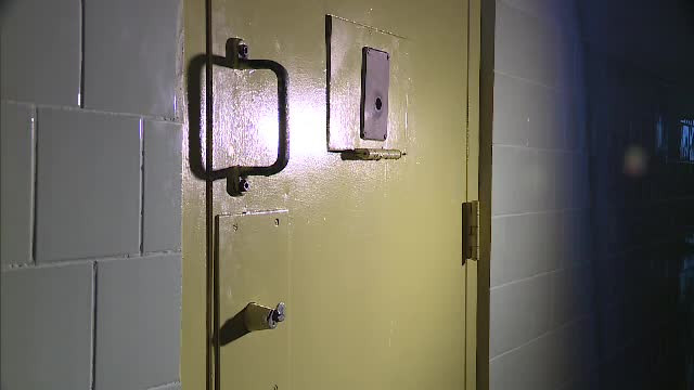 Avocatul Poporului face anchetă în cazul angajaţilor de la Rahova acuzaţi de maltratarea unor deţinuţi