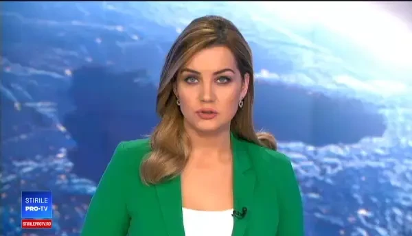 Doi soţi din Bacău au rămas pe drumuri, după ce casa în care stăteau a luat foc