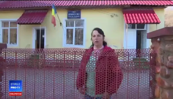 Reacţiile angajaţilor part-time puşi să aducă bani de acasă.