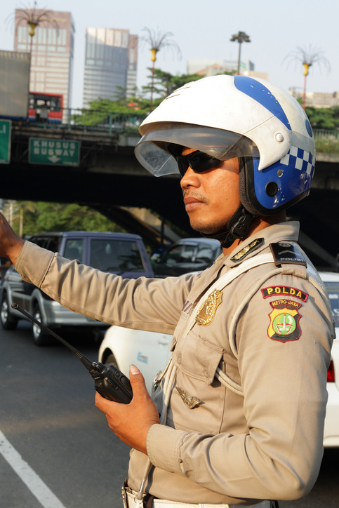 Un autobuz s-a răsturnat, în Indonezia: cel puțin 25 de morți