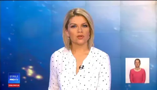 Șase mașini, avariate în pasajul Băneasa din Capitală. O șoferiță a ajuns la spital