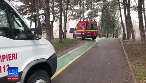 Femeie de 60-70 de ani găsită moartă în lacul din parcul IOR