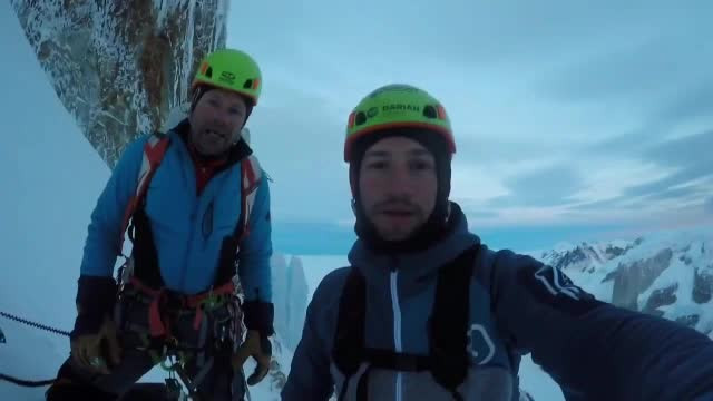 Doi români au cucerit, în premieră pentru țara noastră, vârful Cerro Torre din Patagonia