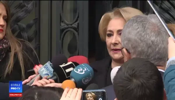 Viorica Dăncilă spune că a vorbit cu ambasadorul SUA despre vizele pentru români şi investiţiile în Apărare