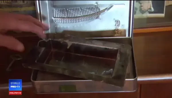 Bătrân de 92 de ani jefuit de doi falși angajați ai companiei de gaze