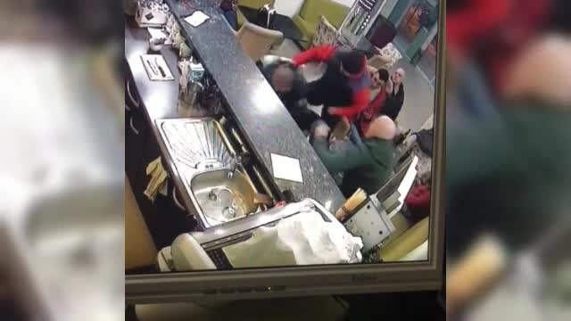 Bărbatul care a bătut un salvator montan din Borșa, pus în libertate