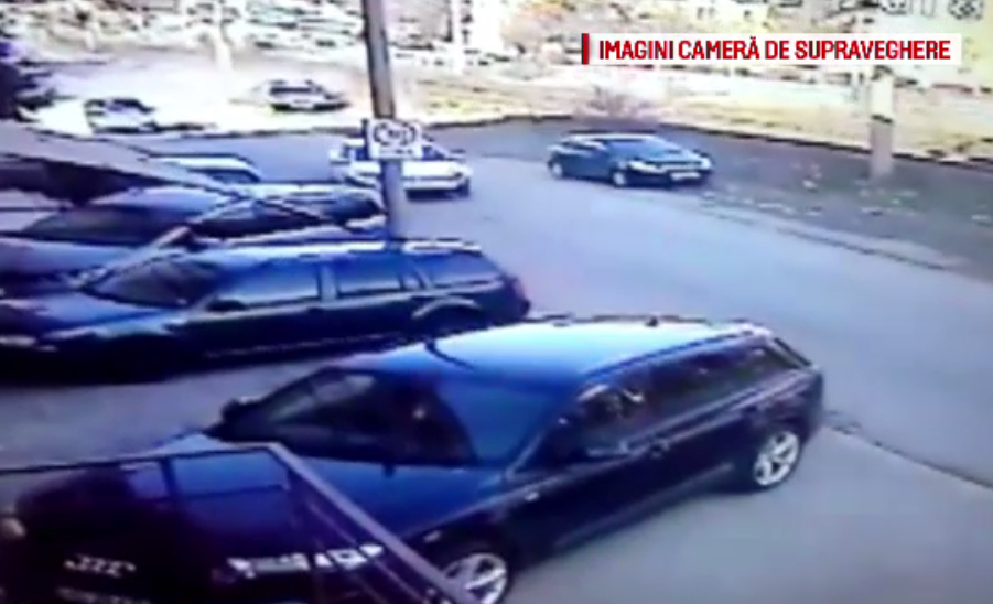 A omorât doi oameni cu mașina, iar acum s-a urcat din nou la volan și a lovit 3 mașini