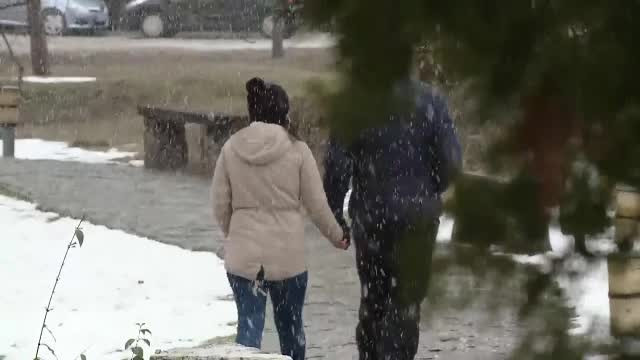 Cuplurile din România, afectate grav de faptul că locuiesc împreună cu părinții