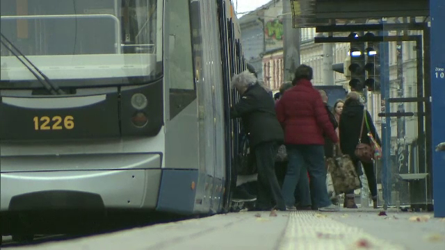 Țara care ar putea introduce transportul public gratuit, ca să reducă poluarea