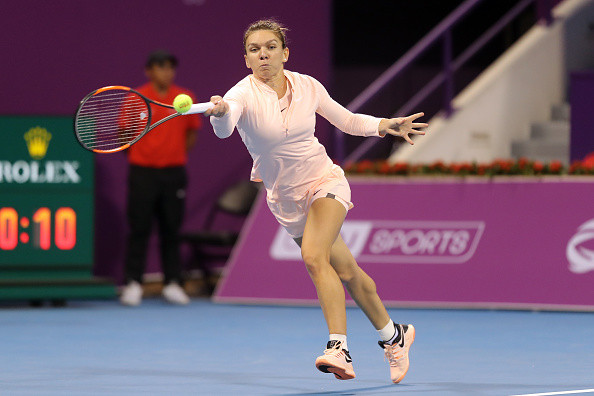 Simona Halep, ironizată după primul meci în echipamentul Nike roz