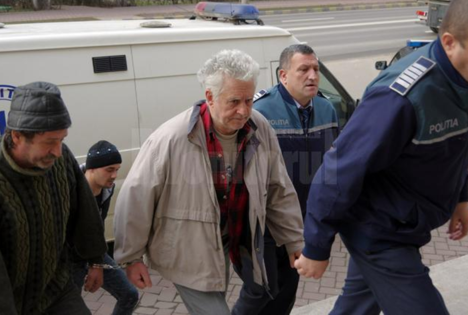 Povestea italianului stabilit în România ca să cunoască minore. Contractul ”de sex” încheiat cu ele