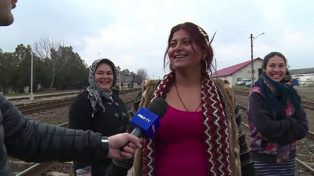 Ghicitoare asistată social în Răcari - Dâmbovița: ”Am ghicit pe băț că o să muncesc”