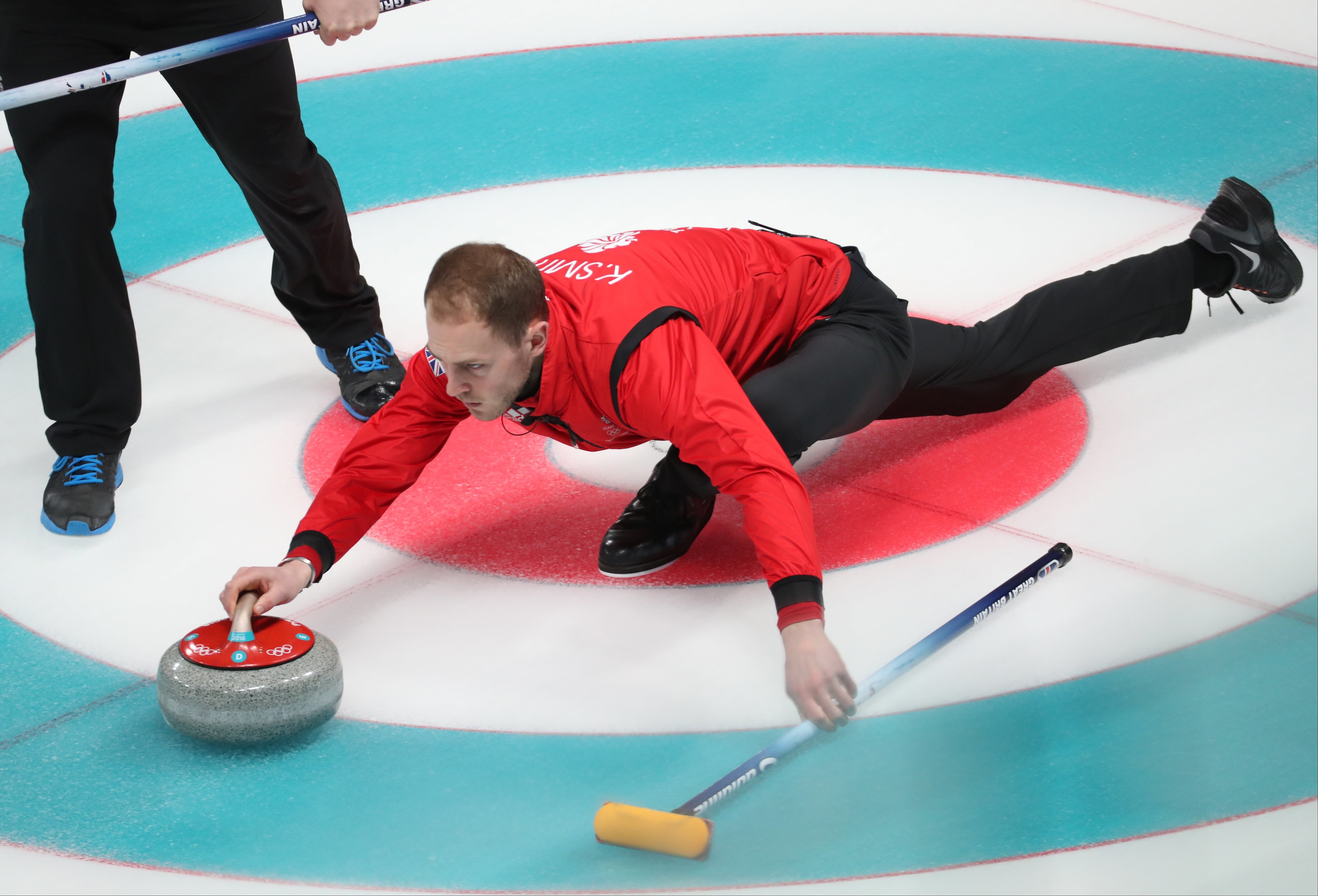 Incă o lovitură pentru Rusia. Un sportiv de curling, depistat pozitiv la un control antidoping