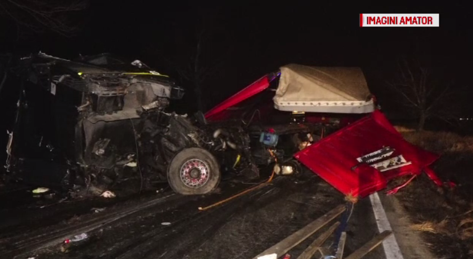 Sfârșit tragic pentru un jandarm aflat în timpul liber. Bărbatul a fost strivit între două mașini