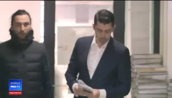 Vlad Cosma NU s-a prezentat la audieri în cazul reclamațiilor împotriva DNA, depuse chiar de el