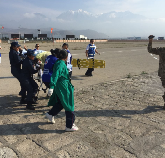 Un autobuz plin cu pasageri a căzut într-o prăpastie, în Peru: cel puțin 35 de morți