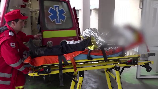 Un bărbat din Argeș, care a băut șase zile după o ceartă cu soția, a ajuns la spital