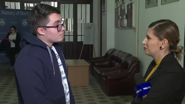 Elevii români explică de ce vor să studieze în străinatate. ”Exodul” a crescut cu 20%