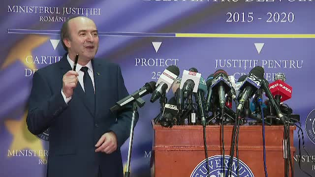 Ce l-a supărat pe Tudorel Toader înaintea conferinței. A refuzat să facă declarații până nu a fost îndepărtat