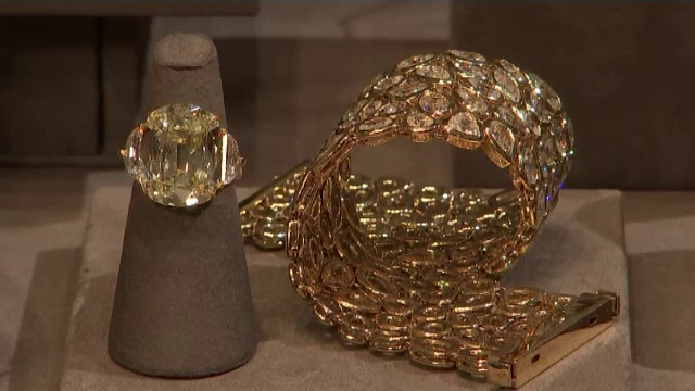 Bijutierii se bat să convingă vedetele să le poarte creaţiile la Premiile Oscar. Tendințele din 2018