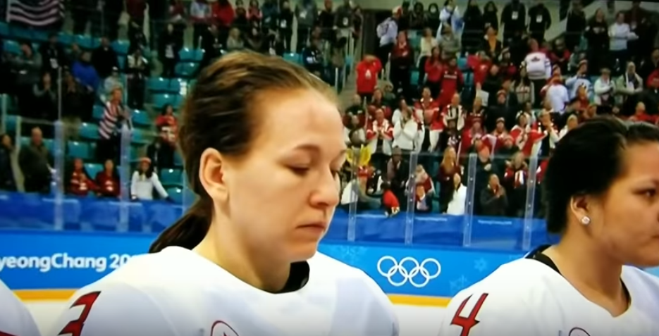 Gest scandalos la JO făcut o canadiancă care a primit medalia de argint. Și-a cerut scuze după câteva ore. VIDEO