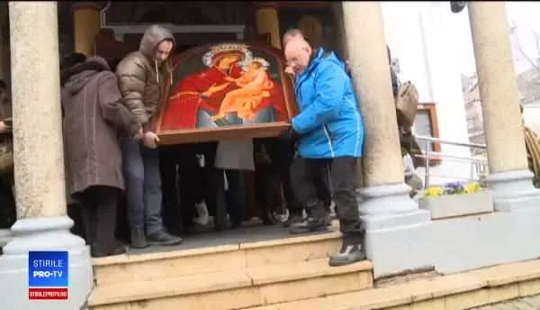Icoana Maicii Domnului, Grabnic Ascultătoare, adusă în Capitala pentru Duminica Ortodoxiei