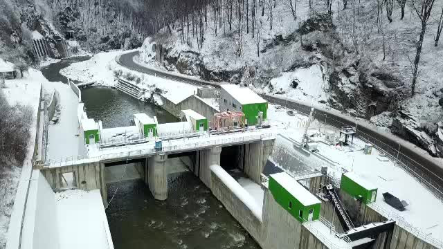 Proiectul de 155 de milioane de euro care a provocat un dezastru ecologic. Activist: ”Ăsta este un loc al crimei”