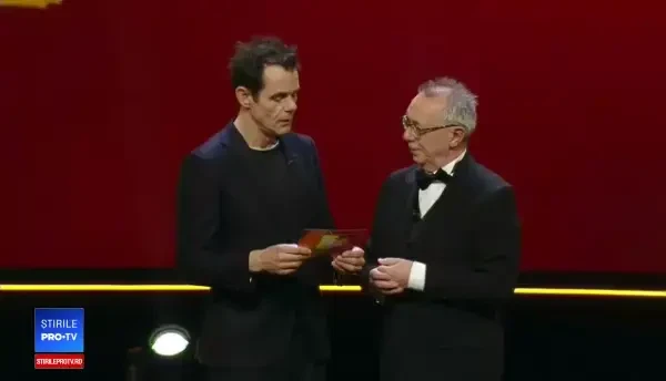 Nu mă atinge-mă, de Adina Pintilie, a câștigat Ursul de Aur la festivalul de Film de la Berlin. VIDEO