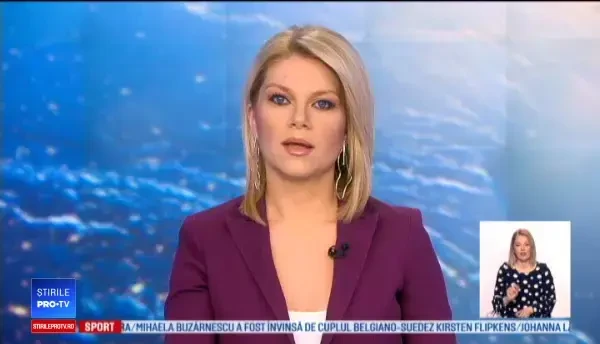 Un taximetru a plonjat într-un sanț. Pasagera a fost grav rănită