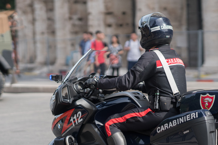 O româncă de pe lista Most Wanted a Interpol lucra ca îngrijitoare în Italia. Cum a scăpat