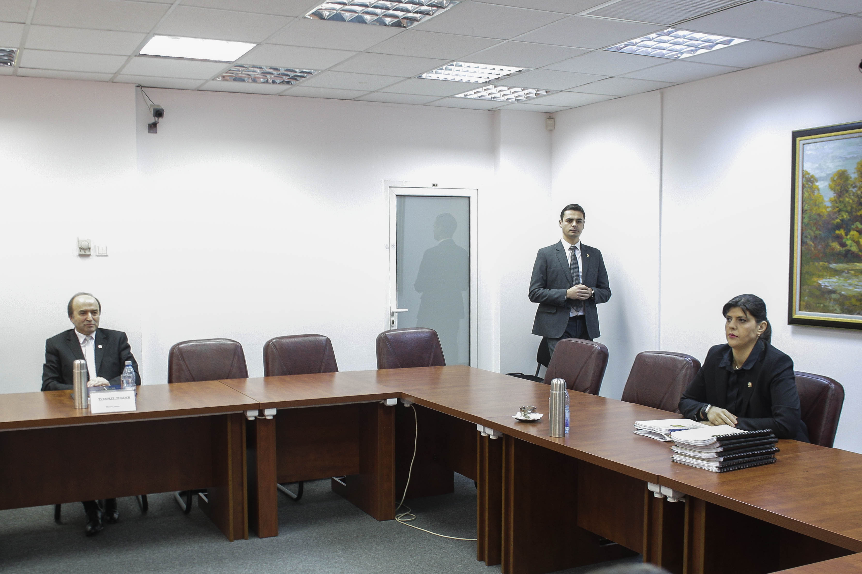 Augustin Lazăr: Poate ministrul Justiţiei să formuleze o cerere de revocare ignorând procedurile?