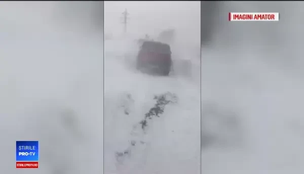 Situație critică în Dobrogea, din cauza viscolului. Două femei au murit