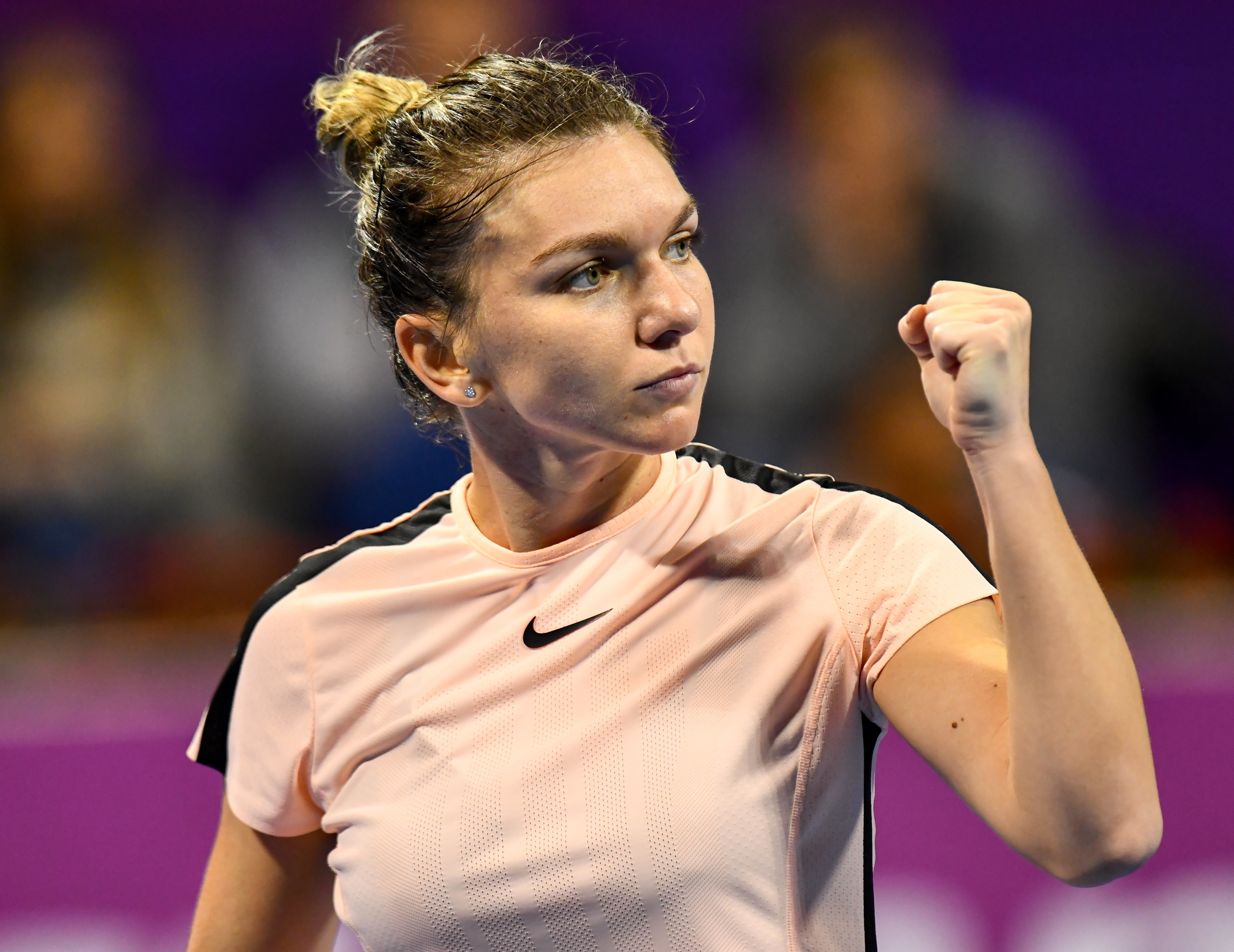 Simona Halep, nominalizată pentru cea mai frumoasă ţinută a lunii februarie