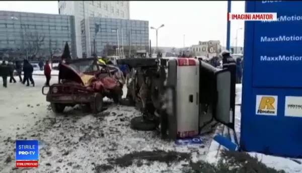 Un tânăr de 31 de ani a pătruns cu duba într-o benzinărie, după ce i s-a făcut rău. A murit în braţele medicilor