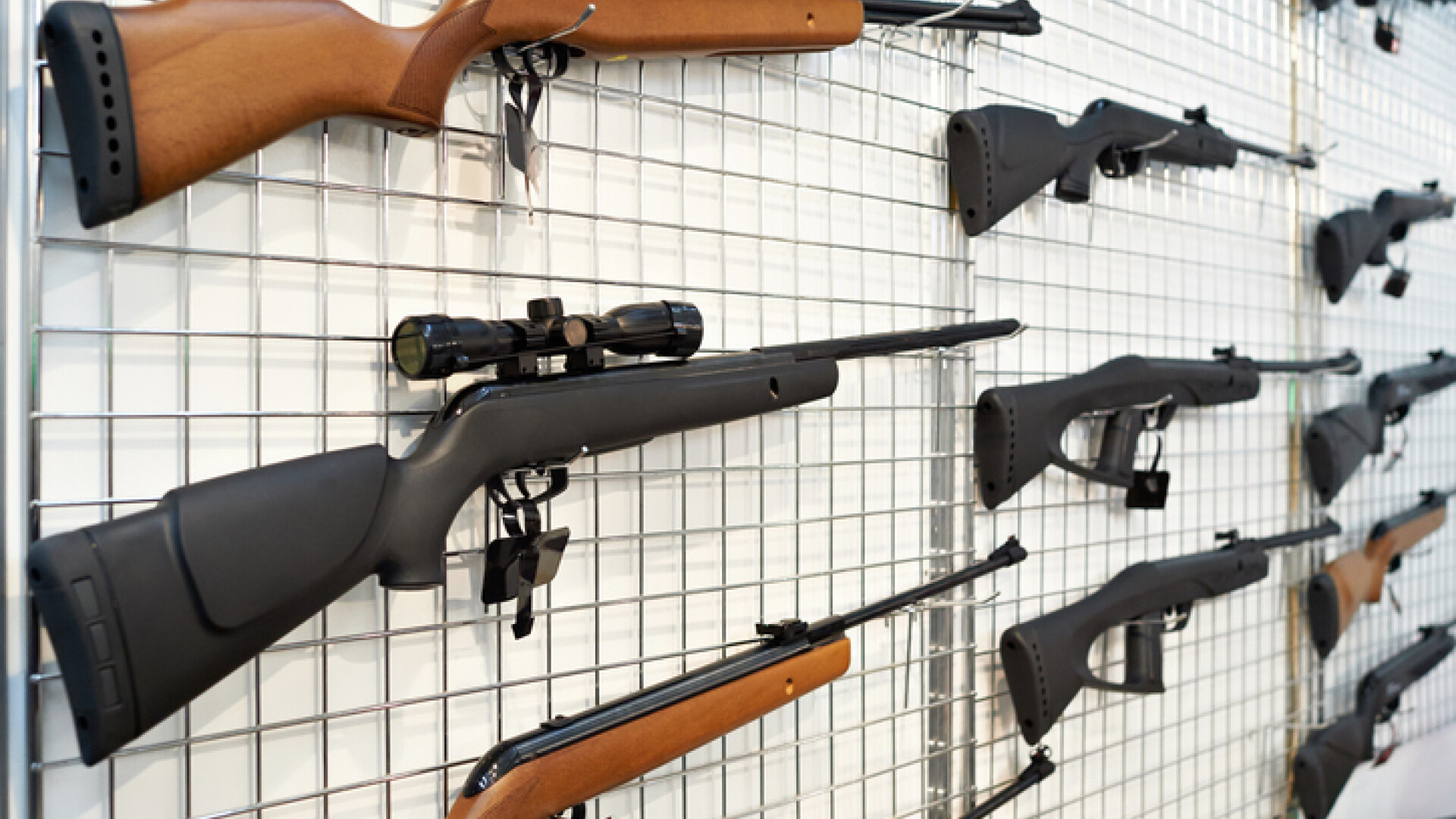 Exporturile britanice de arme către Israel, la un nivel record