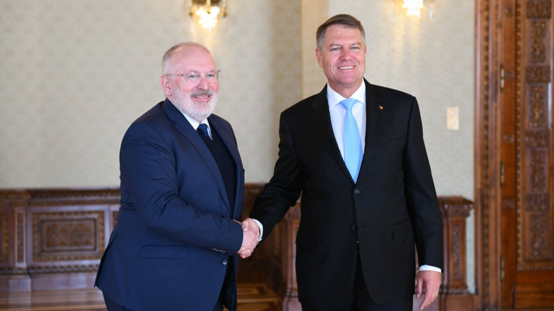 Întâlnire la nivel înalt. Iohannis i-a spus lui Timmermans că eficiența DNA este de ”necontestat”