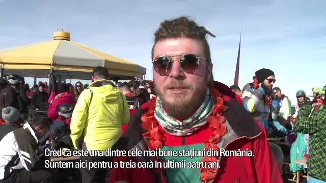 turisti straini voineasa