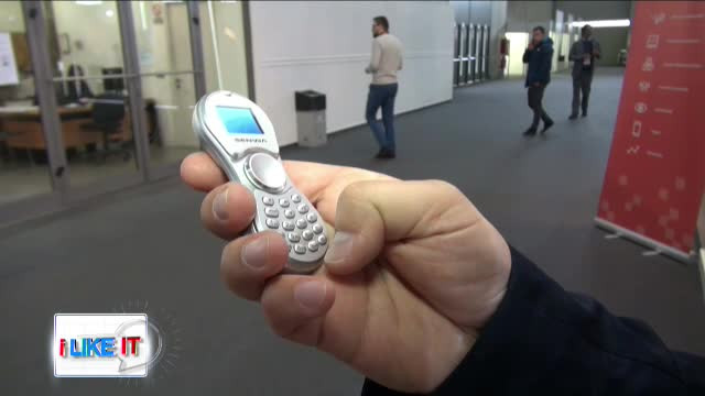 iLikeIT. Telefonul transformat în medic şi telefonul spinner