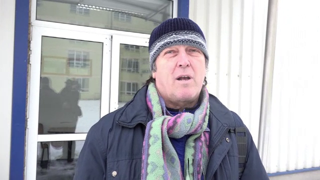 Profesor de sport, acuzat că atinge fetele, le vorbeşte vulgar şi le jigneşte