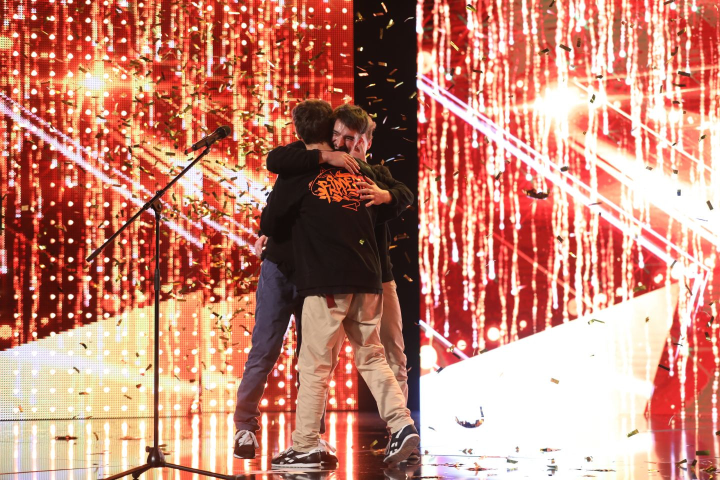 Numărul pentru care Andi Moisescu a dat Golden Buzz la Românii au talent. "Cred că momentul vostru a venit"