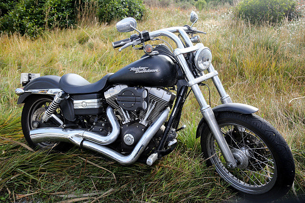 UE ar putea aplica tarife de import la bourbon, Harley Davidson şi blugi Levi's, ca ripostă comercială