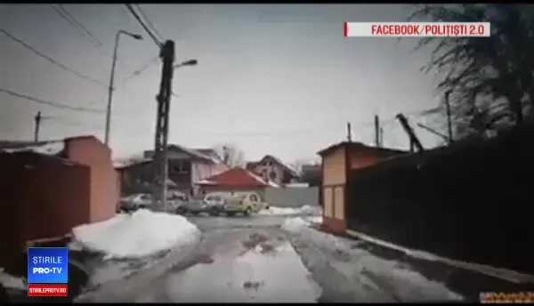 Trei polițiști s-au luptat să îi pună cătuşele unui suspect. Imaginile au stârnit controverse