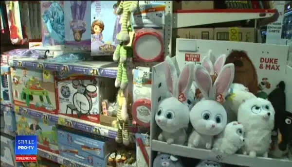 Piața jucăriilor, invadată de produse periculoase. Cât de nociv poate fi slime-ul