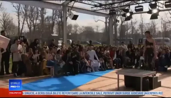 Creații excentrice dedicate stilului punk, la Săptămâna Modei de la Paris