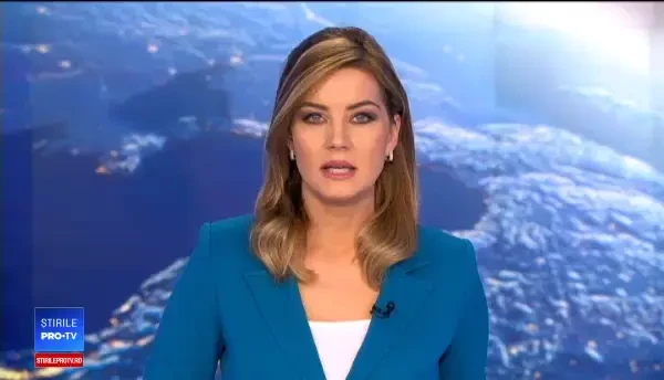 Chioşc de ziare din centrul Pitestiului, cuprins de flăcări. Vânzătoarea s-a salvat în ultima clipă